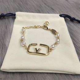 Women Men Trendy Pearl Bracelets with Box Classic Letter Exquisite Chain Unisex Charm Statement Jewellery Street Outdoor Gift Bracel228M
