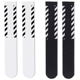 Men's Socks 2021 OFF Harajuku White Men Hip Hop Fashion Streetwear Knee High Long Skateboard Basketball Outdoor Sports285k