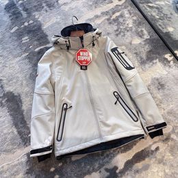 New Men's and Women's Jackets Plush Single Layer Sprinkler Windproof Waterproof Soft Shell Warm Loose Coat Top Jacket