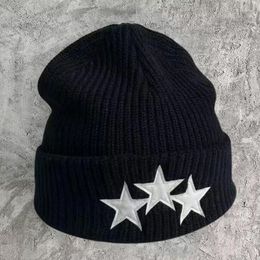 Berets 2024 High Street Multicolor Knitted Hat For Men Star Pattern Stitching Retro Warm Casual gift