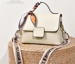 Classic style leather Fashion women chain Shoulder bag Designers Handbags Purses messenger bags for woman