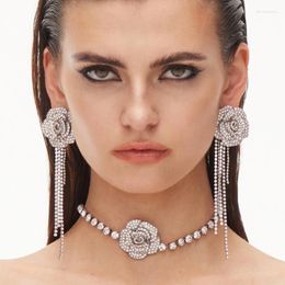 Chandelier Dangle Earrings Gorgeous Rhinestone With Alloy Rose Flowers Earings For Women Jewelry Fashion Show Ladys' Statement Daily Accessor