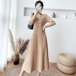 Casual Dresses Women's Autumn Winter Dress 2023 Fashion Elegant Waist Shrinking Bottom Long Sleeve Medium Length Sweater A-line Skirt