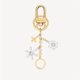 2021 Luxurys Designer Keychains Buckle lovers Car Keychain Handmade Leather Key ring Men Women Bag Pendant Accessories 17 Color2359