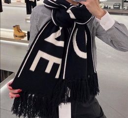 Scarf Echarpe Designer Scarf Fashion Winter Scarves Soft Cashmere Big Letter Reversible Design for Man scarf