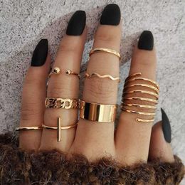 Cluster Rings 8 Pcs/Set Punk Set Women Simple Gold Colour Multilayer Glossy Cross Finger Ring Lady Beach Charm Jewellery