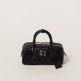 Miumu Bag Matelasse Fashion Designer Bags Mini Handbags Muimiu Bowling Bag Tote Bag Shoulder Bag Luxury Wallet Leather Banquet Tote Designer Bag Miumiuu Bag 759