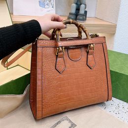 Diana Tote Bag Bamboo Designer Handbag Women Crocodile Shopping Bag Hand Bag Classic Square Purse Crossbody Totes Bags Lady Shoulder Messenger Bag Removable Strap