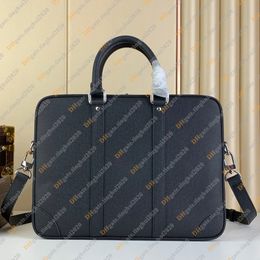 Men Designer Bags VOYAGE Bag Business Bag Briefcase Travel Bags Computer Bags Duffel Bags TOTE Handbag TOP Mirror Quality M30967 Purse Pouch