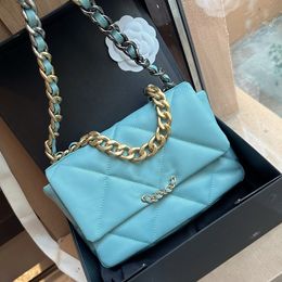 19 Designer Women Shoulder Bag 20cm Soft Sheepskin Diamond Check Gold Hardware Metal Turnbuckle Luxury Handbag Matelasse Chain Crossbody Bags Makeup Sacoche Purse
