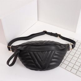 Bumbag waist bag men women fanny pack Women ceinture bags genuine leather cellphone case size 37x14x13 model M53750212f