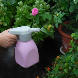 Watering Equipments Home Garden Pressure Pump Sprayer 1500ml Large Capacity Plastic Hand-held Electric Mist Bottle