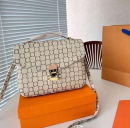 Trend luxury designer Messenger bag Ladies handbag Oxidized leather Shoulder Handbag Wallet High street leisure