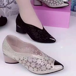 Sandals Chunky Lace Sexy Pointed Toe Women Shoes Summer 2023 Designer Mid Heels Shallow Mature Dress Woman