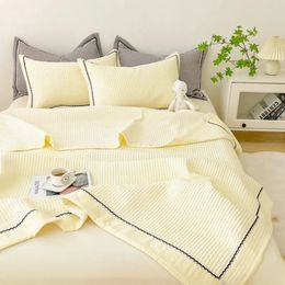 Bedding sets Korean Bubble Yarn Summer Blanket for Double Bed Breathable Thin Comforter Set Machine Washable Quilt 3 Pcs or Single Quilts 231009
