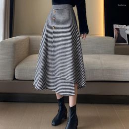 Skirts Irregular Tweed Plaid High-waisted Half-body Skirt Fall And Winter Korean Version Of The Loose Fashion Temperament Leisure P