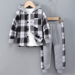 Clothing Sets 2023 Boys Long Sleeve Autumn Casual Checker Contrast Hoodie Set Shirt Suit Old Summer Fashion Causal Plaid Children 231007