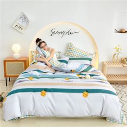 Bedding sets Kuup Cartoon Set Double Sheets Soft 34pcs Bed Sheet Duvet Cover Queen King Size Comforter Sets For Home Child 231009