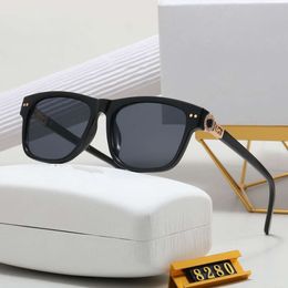 Frames Overseas New Fan Jia Wang Hong Men's and Women's Sunglasses Tourism Box Glasses 8280