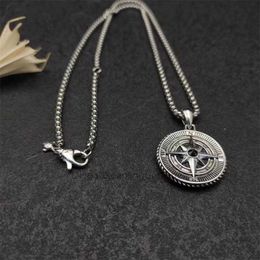 Hip Jewelry Necklaces Women Designer Necklace American European and Hop Pendant Men Jewelry Waves Compass Amulet Sier Plating Black