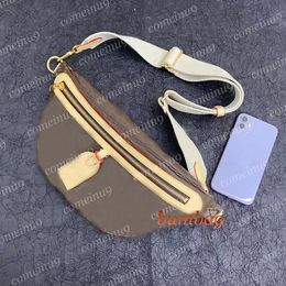 2024 Canvas oxide Leather Bumbag key tag High Rise Wide Strap Designer Handbag 46784 Women Shoulder Crossbody Messenger Bags Mirror Quality Genuine Leather