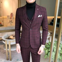 Men's Suits & Blazers Men Suit Fashion Plaid Business Casual Slim Fit Mens Blazer Gentleman England Three-piece Wedding Male 273T