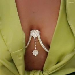 Pendant Necklaces Stylish Double Heart Bras Chain Versatile Ladies Body Women Chest Bracket For Party