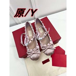 Valentine shoe Designer shoes Valention heels Rivet Ballet Shoes Female Bow Shoe Flat Bottom Princess Shoes heel QXX3L