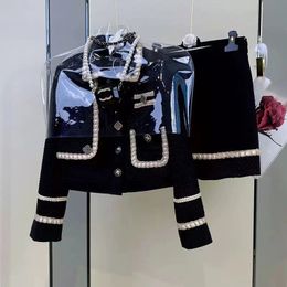 2023 designer de alta qualidade clássico lapela polo jaqueta feminina moda peito bolso carta bordado impressão botão de metal malha manga longa jaqueta cardigan