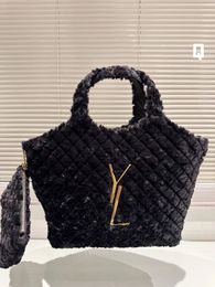 5A Rabbit hair Tote Bag ICARE Shopping Bag Women's Handbag Denim Chain tote Bag Crossbody bag Furry Luxury purse texture Large capacity Designer Mommy Bag 8819