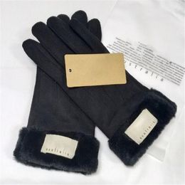 Designer Gloves Women Winter Warm Fur Mittens Fashion Luxury Handschuhe Woman Glove Five Fingers Mitts Touch Screen