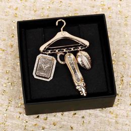 2023 Luxury quality charm brooch with shoes and watches shape design diamond in 18k gold plated have stamp box PS4609A