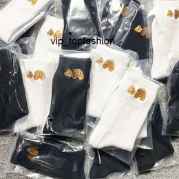 designer luxury black and white womens cotton socks style personalized embroidery broken head bear online popular fashion sports trendy cotton sock