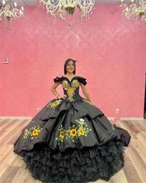 Mexico 2024 Black Ball Gown Quinceanera Dresses Off Shoulder Yellow Embroidery Appliques Sweet 16 Dress Prom Party Gowns