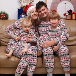 Jackets Family Christmas Matching Pyjamas Set Xmas Adult Kids Mother And Daughter Father Son Sleepwear Baby Family Look Outfits 231009