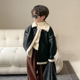 Jackets 2023 Winter Boys Fur Lining Leather Jacket Woollen Stand Collar Warm Coat Kids Thicken Zipper Outerwear