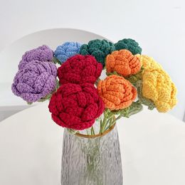 Decorative Flowers Crochet Rose Bouquet Artificial Hand-Knitted Gifts For Lover Home Room Table Decoration Vase Flower Arrangement Supplies