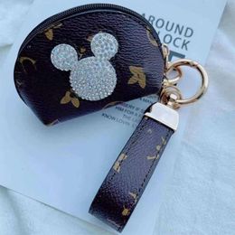 Presbyopia Keychain Buckles Car Keys Holder Bag Key Ring Cute Brown Flower Rhinestone Mouse PU Leather Keyring Pendant Fashion Des257Q