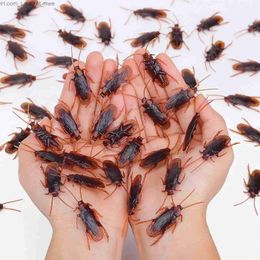 Other Event Party Supplies 12pcs Artificial Fake Cockroach Halloween Props Funny Trick Joke Toys Lifelike Roaches Bug Halloween Spoof Decoration Gift Q231010