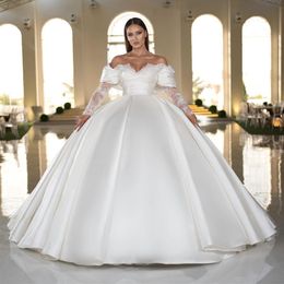 Satin Princess Wedding Dresses Off The Shoulder Ball Gown Bridal Dress Lace Sleeve Pleat Church Wedding Gowns