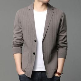 Men's Sweaters 2023 Style Brand Casual Fashion Slim Fit Stripe Classic Suit Men Knitted Cardigan Jacket Korean Blazer Coats Clothing 231010
