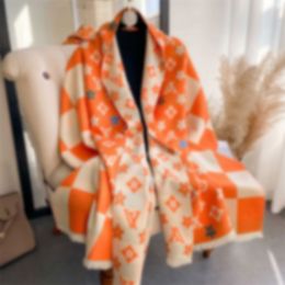 Luxury Designer Scarf Women Man Designers Scarves Fashion design scarf for men and women cashmere letter jacquard Scarves Wholesale price of big brand style