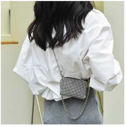 2023 New Mini Rhinestone Lipstick Bag with Concave Chain Crossbody Decoration Small Bag Handmade Zero Wallet 231010