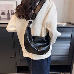 Shoulder Bags New Niche Soft Leather Dumpling Bag for Women's Fashionable Texture Crossbody Bag Casual and Versatile One Shoulder Trend