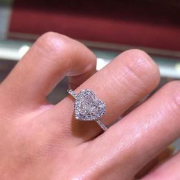 New Fashion Jewelry Rings Creative Heart Shaped Full Diamond Rings Fashion Ladies Jewelry Rings Supply254c
