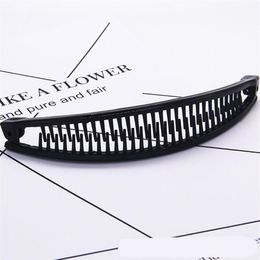 New Hair Claws Clip Fish Shape Banana Barrettes Black White Hairpins Hair Accessories For Women Clamp267L