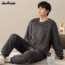 Mens Sleepwear Pajamas Winter Warm Plush Thickened Set French Loose Flannel Pijama Trousers Two Pieces Suit Male Cute Nightwear 231010