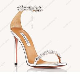 23S/S Luxury Designer Love Link Sandal Shoes AquazzurS Open Toe Slingback Women Crystal Stain Party Wedding Dress Glitter Lady High Heels EU35-43 Original120