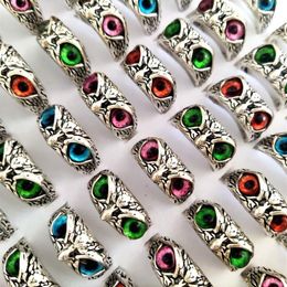 30pcs lot New Retro Cute Men and Women Charm Punk Owl Ring Vintage Multi-Color Eyes Creative Jewelry Party Gift Favor317w