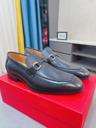 The latest men's business leather shoes, the first choice for high-end men, are high-end and stylish, comfortable and fitting.